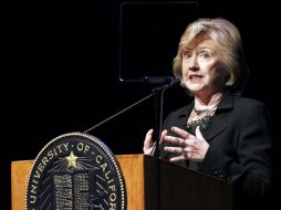 Hillary Clinton participa en un evento de recaudación de fondos en Long Beach, California. AP /