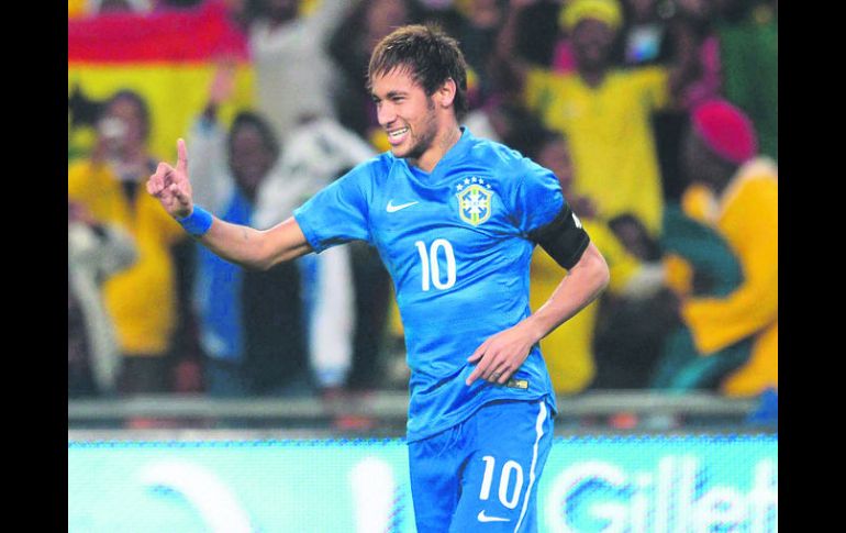 Figura. El delantero del Barcelona, Neymar, lideró el ataque brasileño en Sudáfrica, anotando tres goles y dando un pase para gol. EFE /