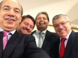 Felipe Calderón con Claudio Orrego, Alan García y César Gaviria. Foto: @FelipeCalderon. ESPECIAL /