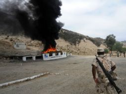 Soldados de la V Región Militar queman tres mil 79 kilogramos de mariguana y 57 kilos y medio de semilla. ARCHIVO /