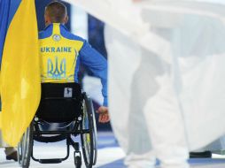 De parte de la delegación ucraniana sólo asistió su abanderado, por los problemas en ese país. EFE /