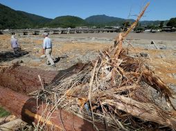 Hasta hoy, cerca de 270,000 personas no han podido volver a sus casas, destruidas por el tsunami o afectadas por la radiactividad. ARCHIVO /