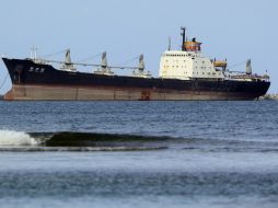 El buque Chong Chon Gang fue retenido en Panamá en julio de 2013 con armamento escondido entre toneladas de azúcar. ARCHIVO /