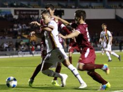 Tecos deja escapar la posibilidad de avanzar a cuartos de final en la copa MX al caer ante Leones Negros.  /