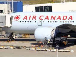Air Canadá es una de las compañías que ha suspendido vuelos a Caracas hasta nuevo aviso. AP /