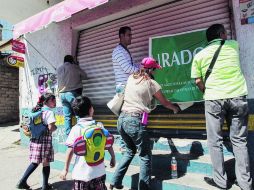 Por operar una tragamonedas,inspectores clausuraron (hace 15 días) la tienda de abarrotes ubicada en Mercurio 67, en Arenales Tapatíos.  /