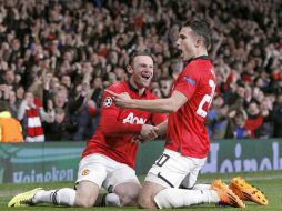 Tres goles del holandés sellaron el gran juego del equipo de Manchester. AP /