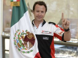 Ricardo fue abanderado en las instalaciones de la Conade. MEXSPORT /