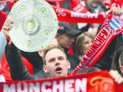 Título a la vista. La afición del conjunto bávaro le pidió desde su último partido en casa la conquista del título de la Bundesliga. EFE /