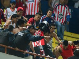 El fiscal calcula que serían varias decenas de personas las detenidas tras la revisión de videos del incidente del sábado. ARCHIVO /