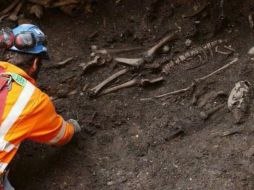Los arqueólogos creen ahora que esas tumbas podrían encontrarse en la céntrica plaza de Charterhouse Square. ESPECIAL /