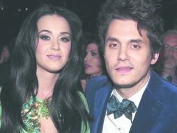 Katy Perry y John Mayer. La pareja finalizó su relación en febrero de este año. ESPECIAL /