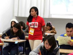 Las pruebas, que evalúan la habilidad matemática y la competencia lectora, serán suministradas por más de 44 mil aplicadores externos. ARCHIVO /