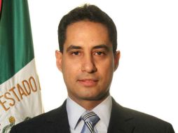 El legislador considera que la medida fue porque decidió abandonar el grupo parlamentario del PAN. ARCHIVO /