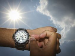 Señalan que las precauciones para el cambio de horario podrán genera beneficios en la salud, ARCHIVO /