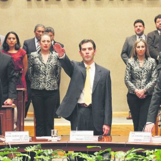 El INE mantiene equilibrios entre partidos; PRI, con mayoría