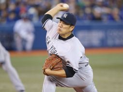 Tanaka pareció cómodo el resto del partido y enfrentó sólo un bateador arriba del mínimo en sus últimas cinco entradas.  /