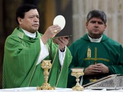 Norberto Rivera encabeza la homilía dominical en la Catedral de la Ciudad de México. ARCHIVO /