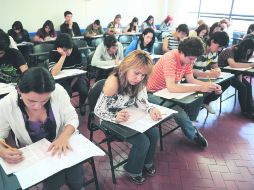 El estudio del Imco pretende ofrecer herramientas para decidirse por una licenciatura con más información.  /