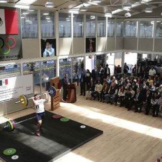 Abren gimnasio en honor a Soraya Jiménez