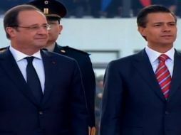 El Presidente Enrique Peña Nieto recibió oficialmente al su homólogo de Francia, François Hollande. ESPECIAL /