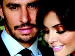 Tortolitos. Márquez y González se comprometieron el pasado mes de diciembre. ESPECIAL /