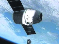 Amplitud. La nave espacial reutilizable 'Dragón', tiene capacidad para llevar hasta seis tripulantes y tres toneladas de carga. AFP /