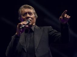 El intérprete, Napoleón, desde niño tuvo dos sueños: vestirse de luces o estar bajo de ellas. ARCHIVO /