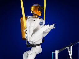 Las piernas de Robonaut pueden doblarse como las de un contorsionista. AP /