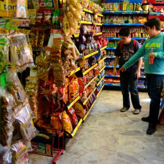 Zapopan agiliza entrega de permisos a giros blancos