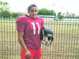 Enseñanza. Sheila Paulina asegura que del futbol americano ha aprendido a ser más disciplinada.  /