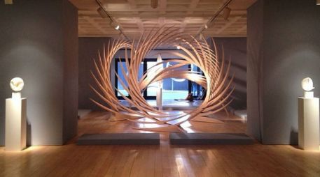 La exposición reúne pintura, alfarería y escultura. ESPECIAL /