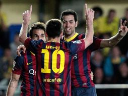 Los jugadores celebran el tercer gol ante el Villarreal. EFE /