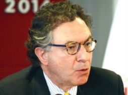 Barnes asevera que el programa ayudará a todas las cooperativas que no logren la autorización para operar.EE  /