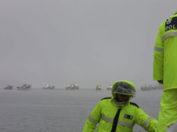 El día de hoy, los buzos lograron recobrar 12 cuerpos del interior del ferri. EFE /