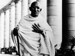 El anuncio en 2009 de la subasta en Nueva York de objetos de Gandhi generó el rechazo de descendientes del líder espiritual. ARCHIVO /
