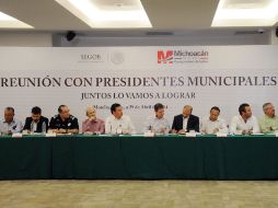 Con la nueva medida, pretenden 'poner una especie de candados' para evitar que el crimen intervenga en la seguridad de los municipios.  /