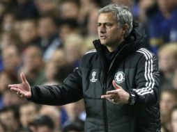 Jose Mourinho respeta al Atlético de Madrid, conjunto que lo venció en su último juego de Champions. AP /