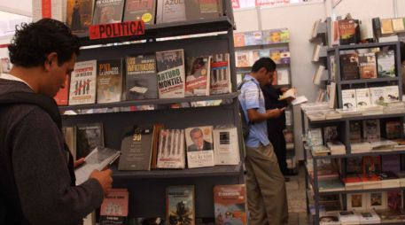 En la FeNaL participarán más de 300 sellos editoriales, distribuidos en más de 250 stands. ARCHIVO /