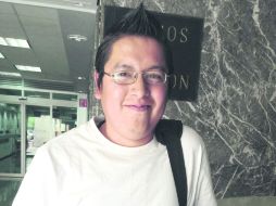 Rojiblanco afortunado. Juan Carlos González Martínez, seguidor de las Chivas, fue el ganador de la última jornada del torneo regular.  /