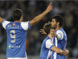 Carlos Vela festeja tras su anotación. EFE /