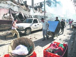 RUINAS. El incendio en el Mercado Corona dañó principalmente el segundo piso del inmueble.  /