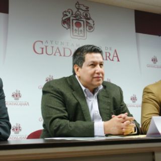 Entregan el premio de Literatura Joven Hugo Gutiérrez Vega