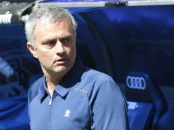 En el encuentro frente a Sunderland el 19 de abril, perdieron 1-2 y el entrenador felicitó con sorna al jefe de arbitros y a Dean. ARCHIVO /