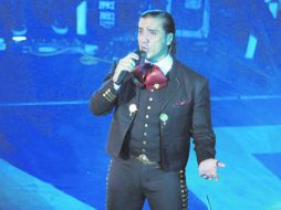 Alejandro Fernández interpretará nuevas versiones de sus temas clásicos.  /