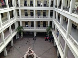 Al momento de los hechos se realizabba una junta en la Secretaría. Twitter: @hectorsandoval0. ARCHIVO /