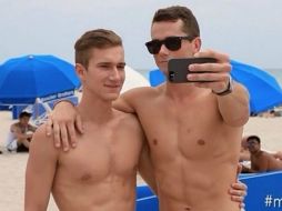 Mark E. Miller y Ethan Hethcote, además, comparten en su canal de YouTube su día a día como pareja. ESPECIAL /