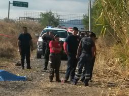 Acudieron agentes del Ministerio Público y personal de Servicio Médico Forense para iniciar con investigaciones.  /