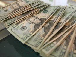 El dólar libre terminó la jornada de hoy con ganancias. ARCHIVO /