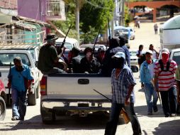 Comunitarios afirman que la alcaldesa los atacó primero con una pistola. ARCHIVO /